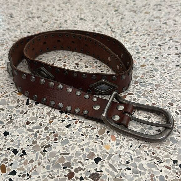 Brown leather belt silver concho stud studded medium m - Picture 3 of 4